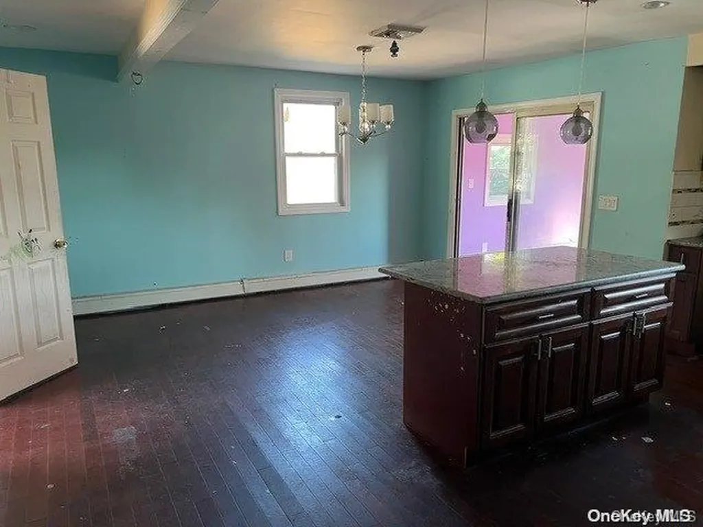 99 Calebs Path Central Islip NY 11722