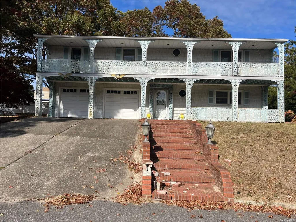 29 Patricia Lane Patchogue NY 11772