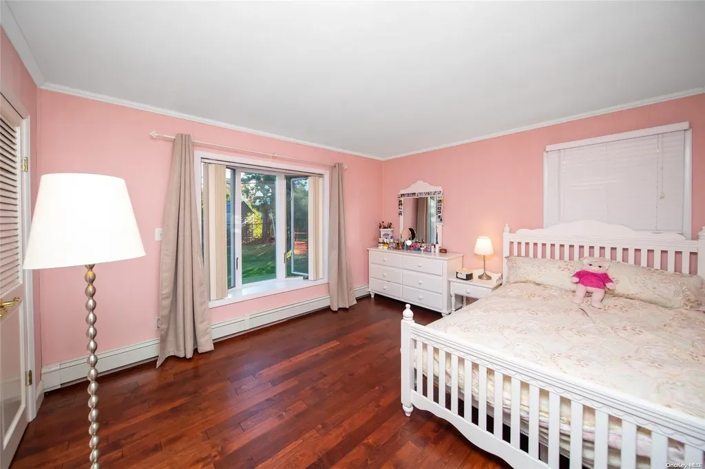 410 S Marginal Road Jericho NY 11753