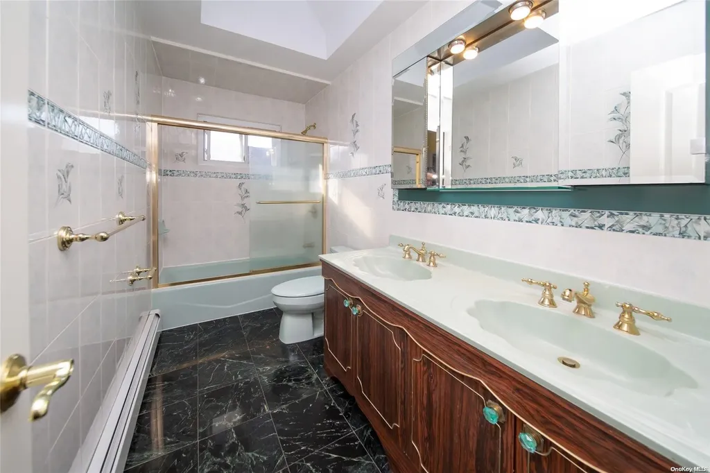 410 S Marginal Road Jericho NY 11753
