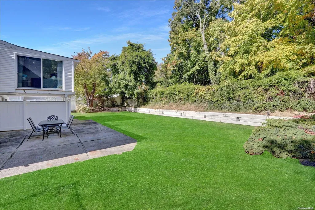 11 Franklin Avenue Selden NY 11784