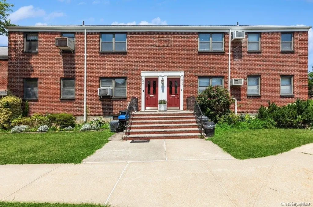 168-03 18th Avenue Whitestone NY 11357
