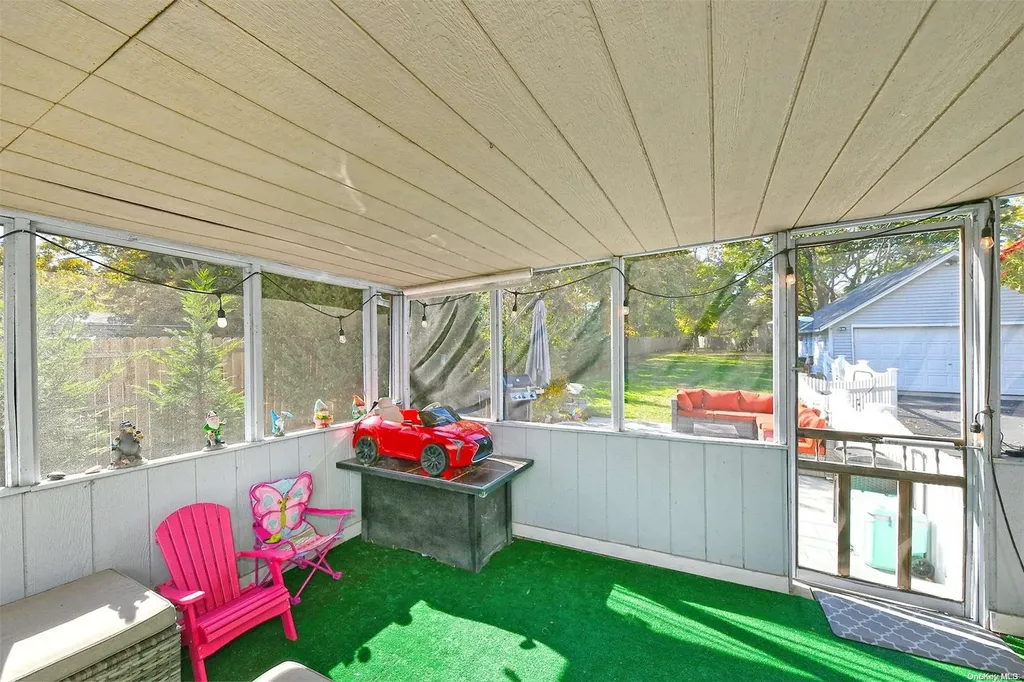 7 S Prospect Avenue Patchogue NY 11772
