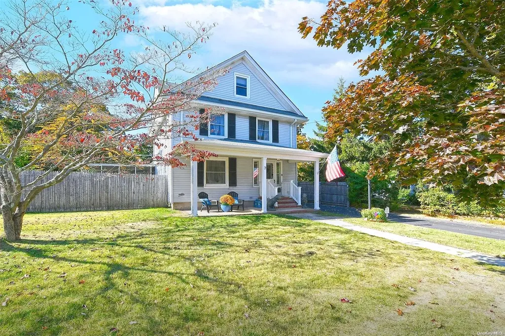 7 S Prospect Avenue Patchogue NY 11772