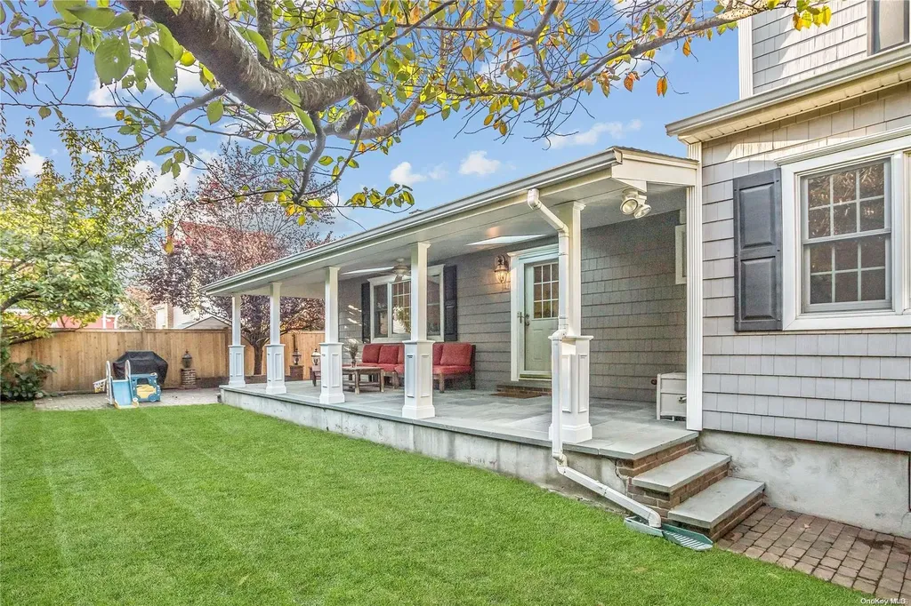 315 Horton Highway Mineola NY 11501