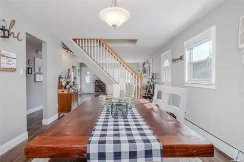 26 W Marine Avenue Lindenhurst NY 11757