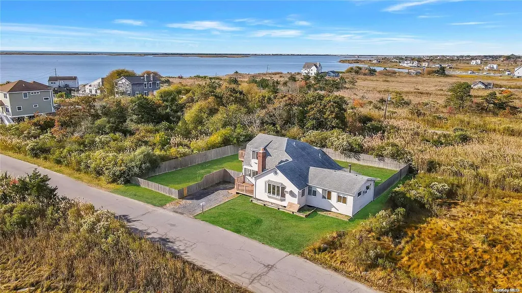 9 Riviera Drive Mastic Beach NY 11951