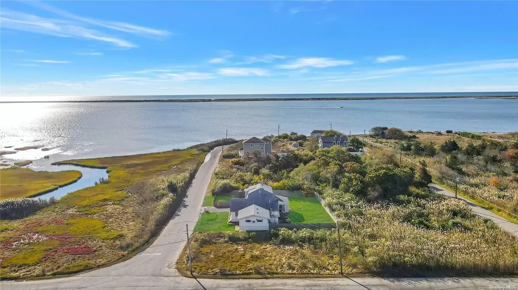 9 Riviera Drive Mastic Beach NY 11951