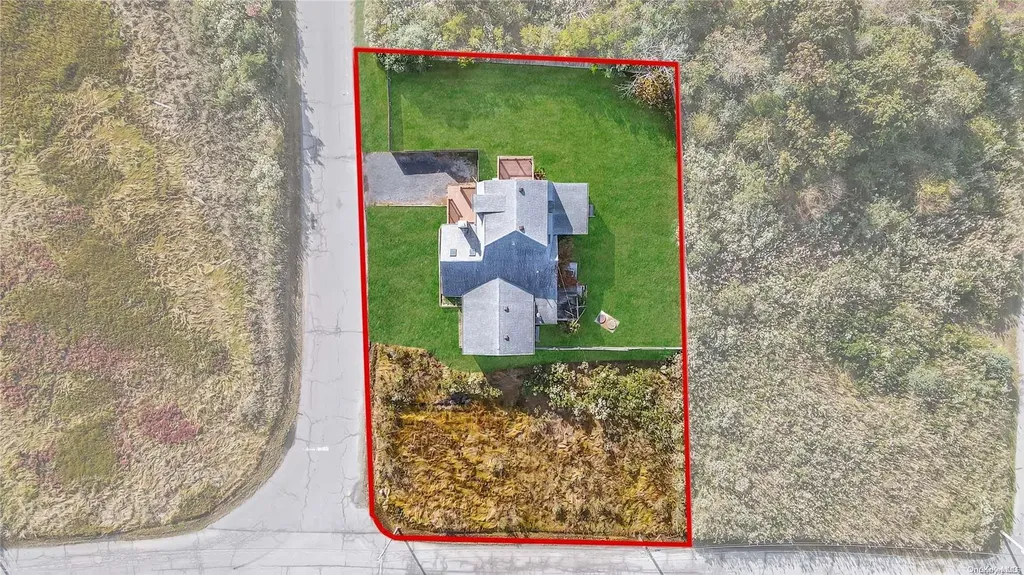 9 Riviera Drive Mastic Beach NY 11951