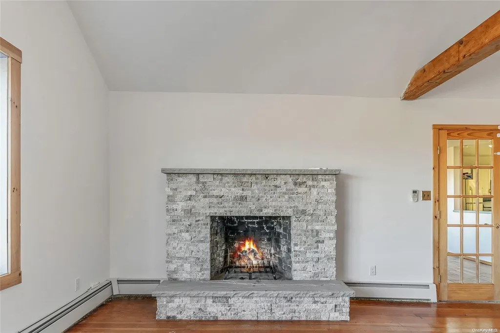 9 Riviera Drive Mastic Beach NY 11951