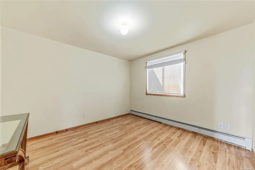 9 Riviera Drive Mastic Beach NY 11951