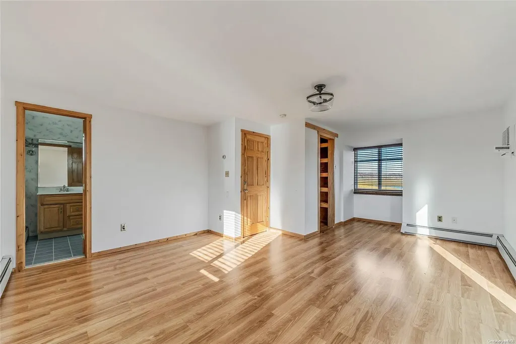 9 Riviera Drive Mastic Beach NY 11951