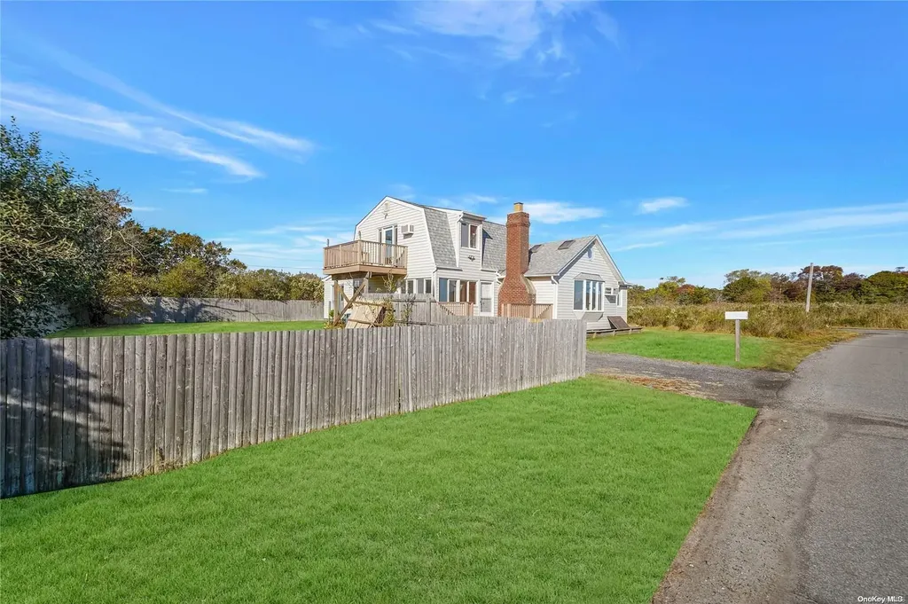 9 Riviera Drive Mastic Beach NY 11951