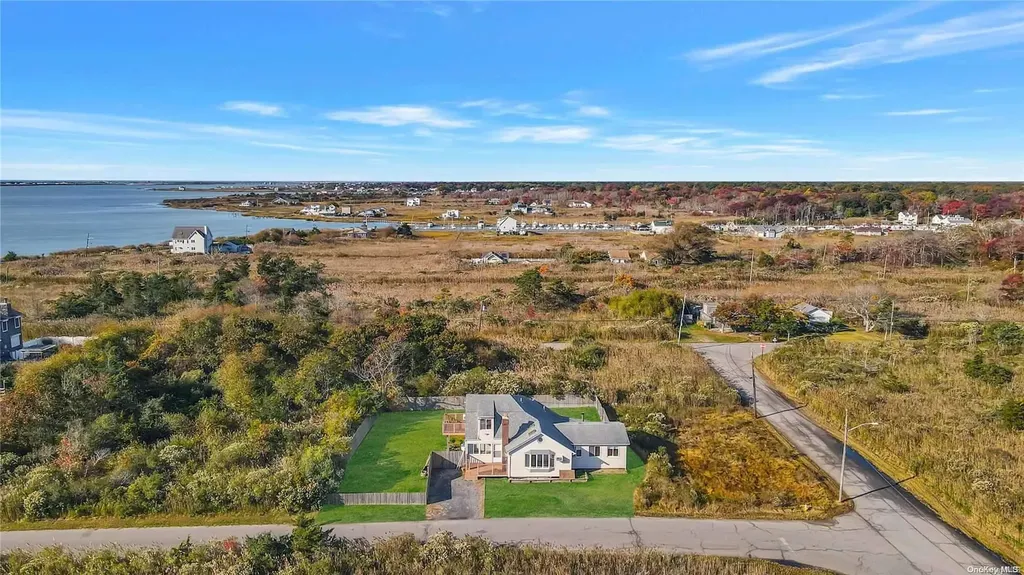 9 Riviera Drive Mastic Beach NY 11951