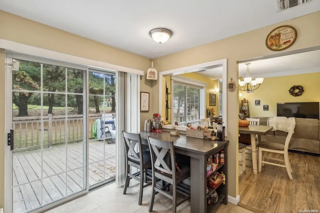 1 Saddlebrook Court Middle Island NY 11953