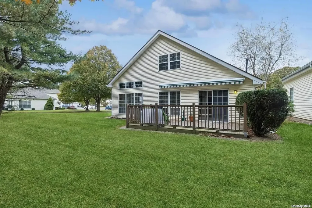 1 Saddlebrook Court Middle Island NY 11953
