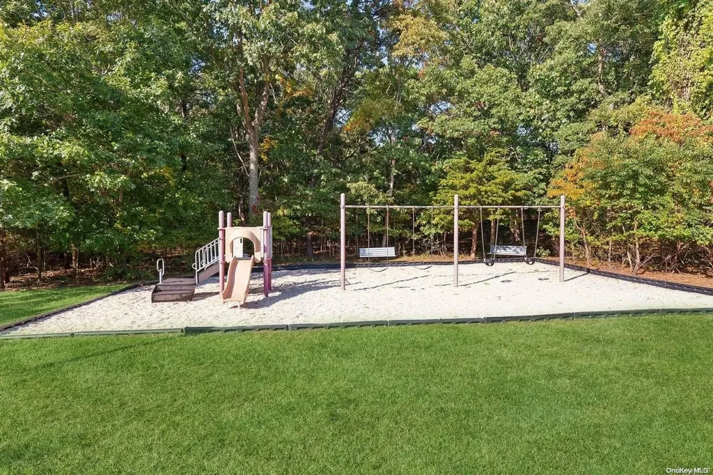 1 Saddlebrook Court Middle Island NY 11953