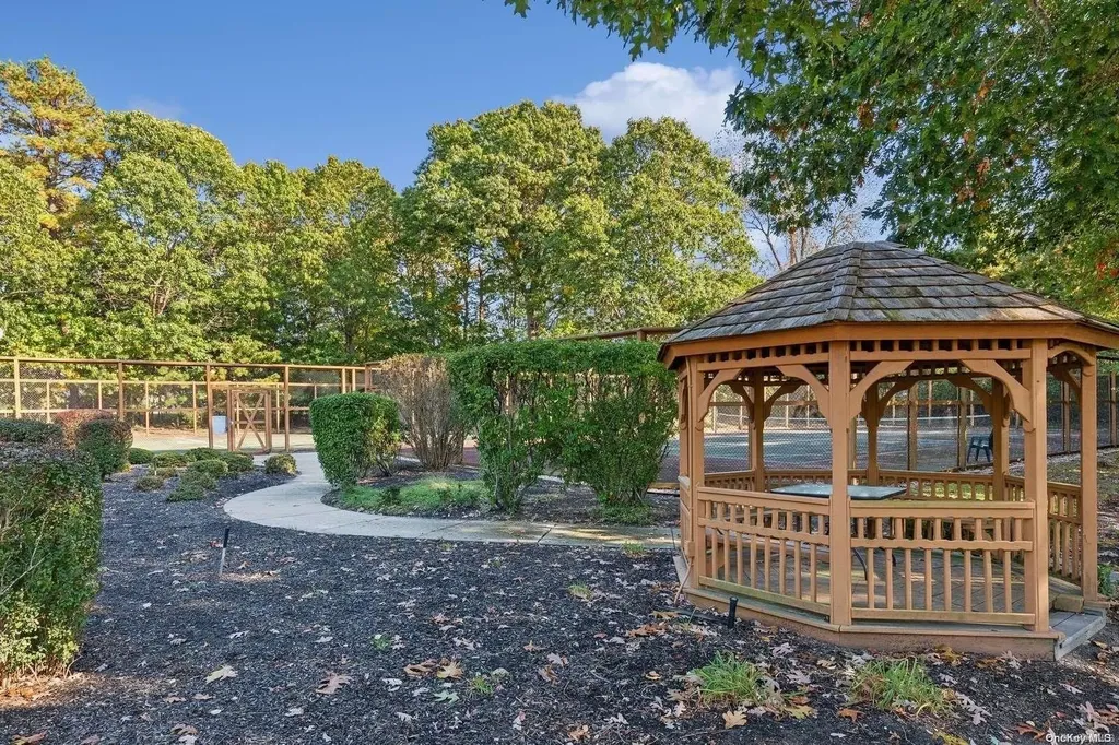 1 Saddlebrook Court Middle Island NY 11953