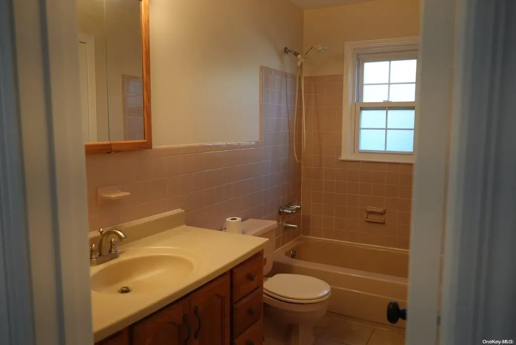 83 Patchogue Avenue Mastic NY 11950