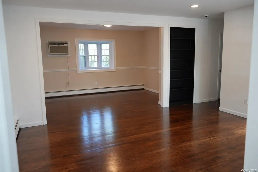 83 Patchogue Avenue Mastic NY 11950