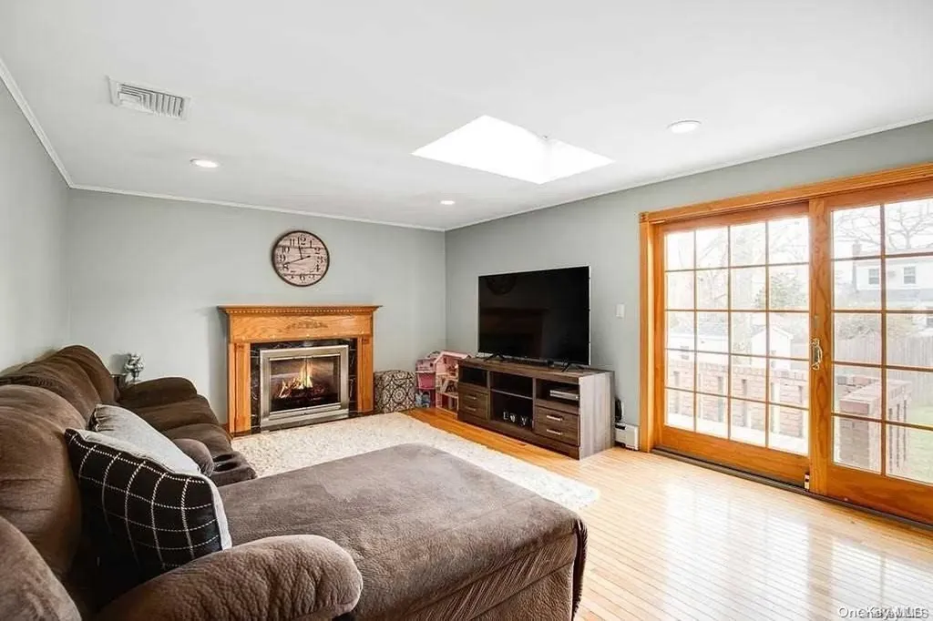 254 Haypath Road Old Bethpage NY 11804
