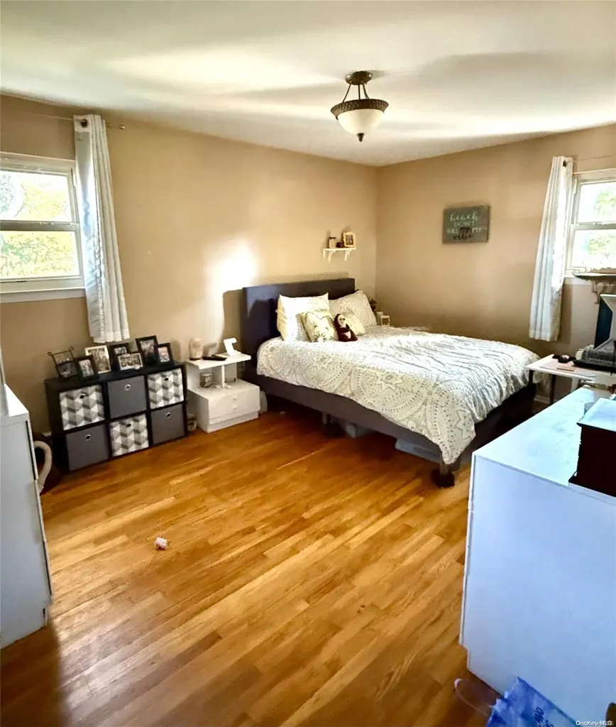 254 Haypath Road Old Bethpage NY 11804