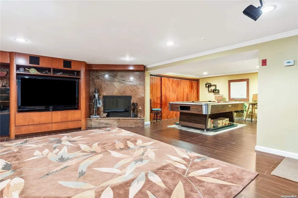 2915 Shore Drive Merrick NY 11566