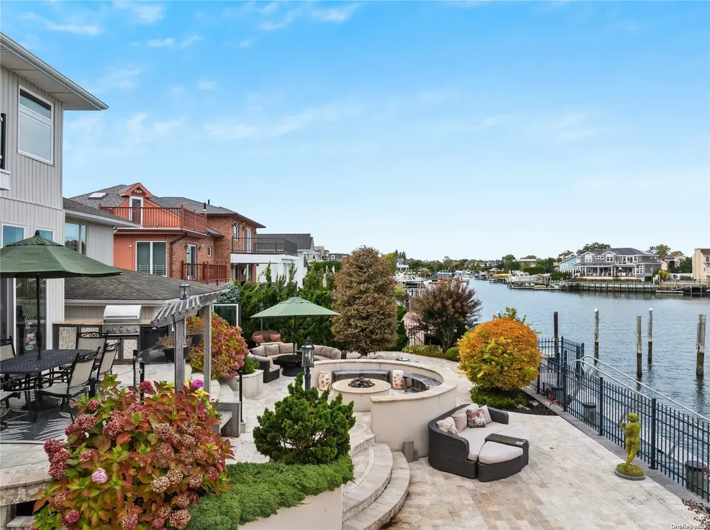 2915 Shore Drive Merrick NY 11566