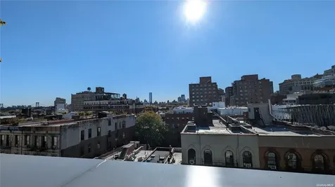 211 E 13th Street New York (manhattan) NY 10003