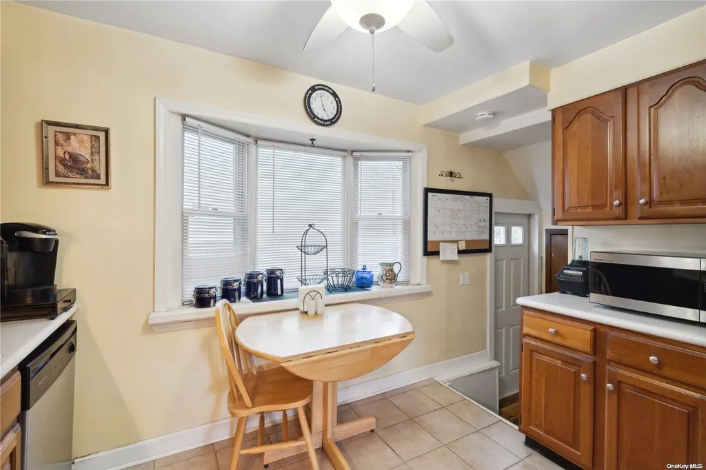 35 Brookside Avenue Merrick NY 11566