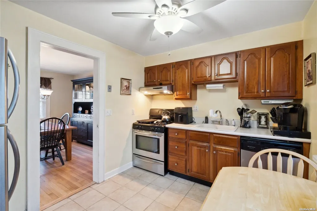 35 Brookside Avenue Merrick NY 11566