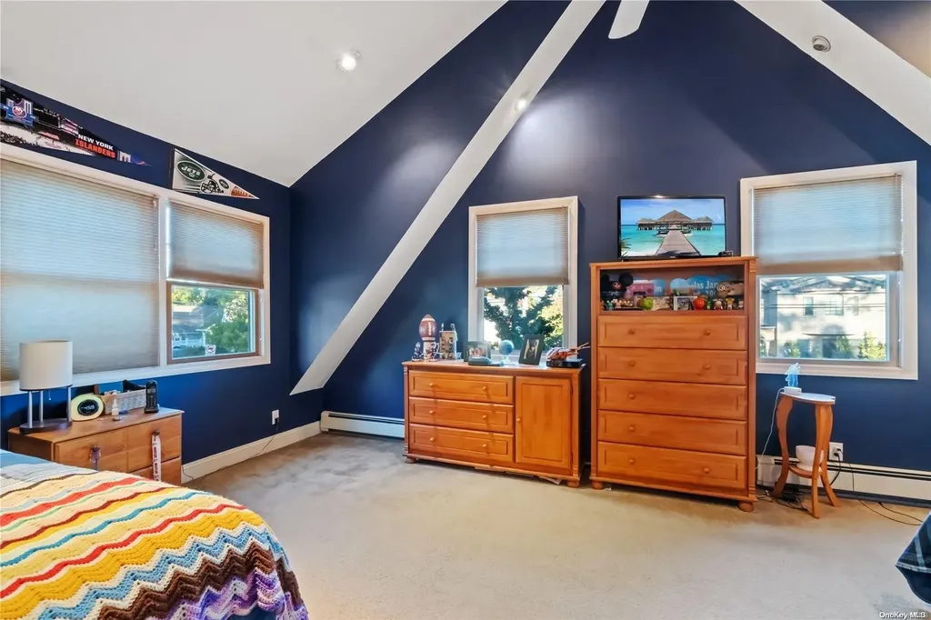 35 Brookside Avenue Merrick NY 11566