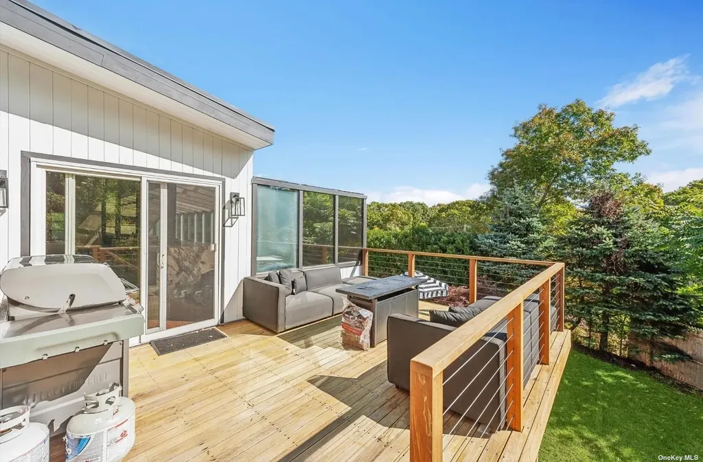 69 Three Mile Harbor Drive East Hampton NY 11937