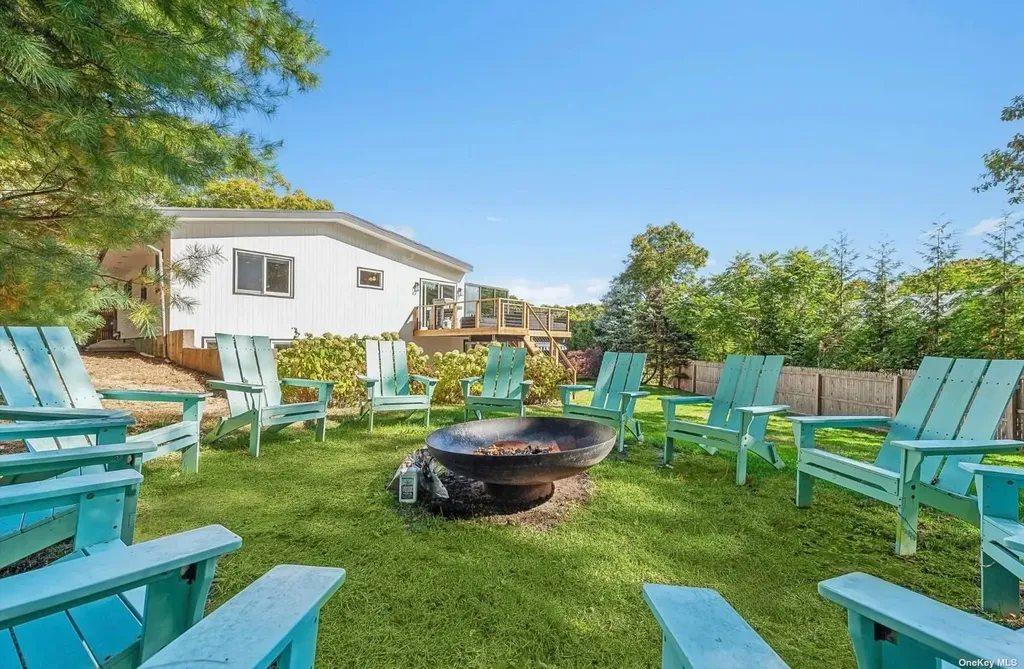 69 Three Mile Harbor Drive East Hampton NY 11937