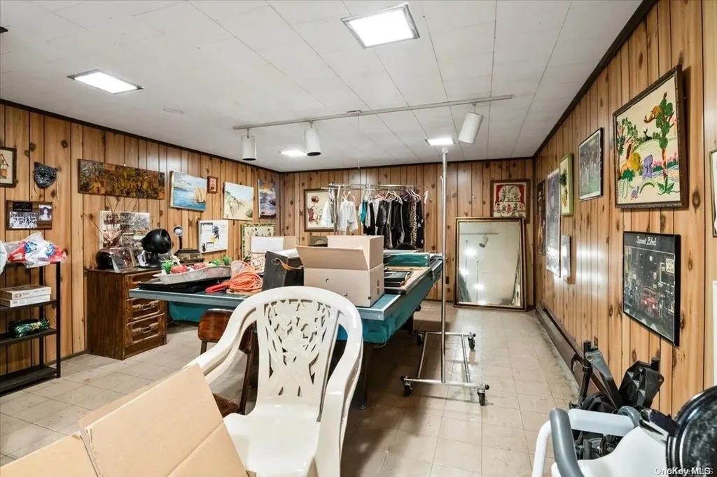 93 South Park Drive Old Bethpage NY 11804