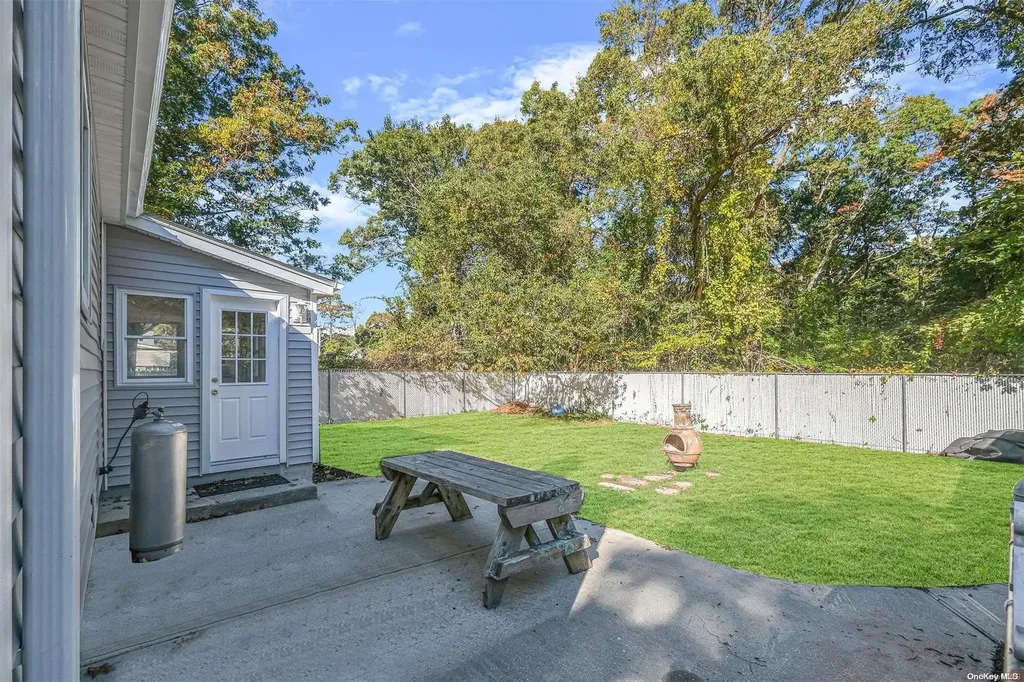 111 Wood Avenue Mastic NY 11950