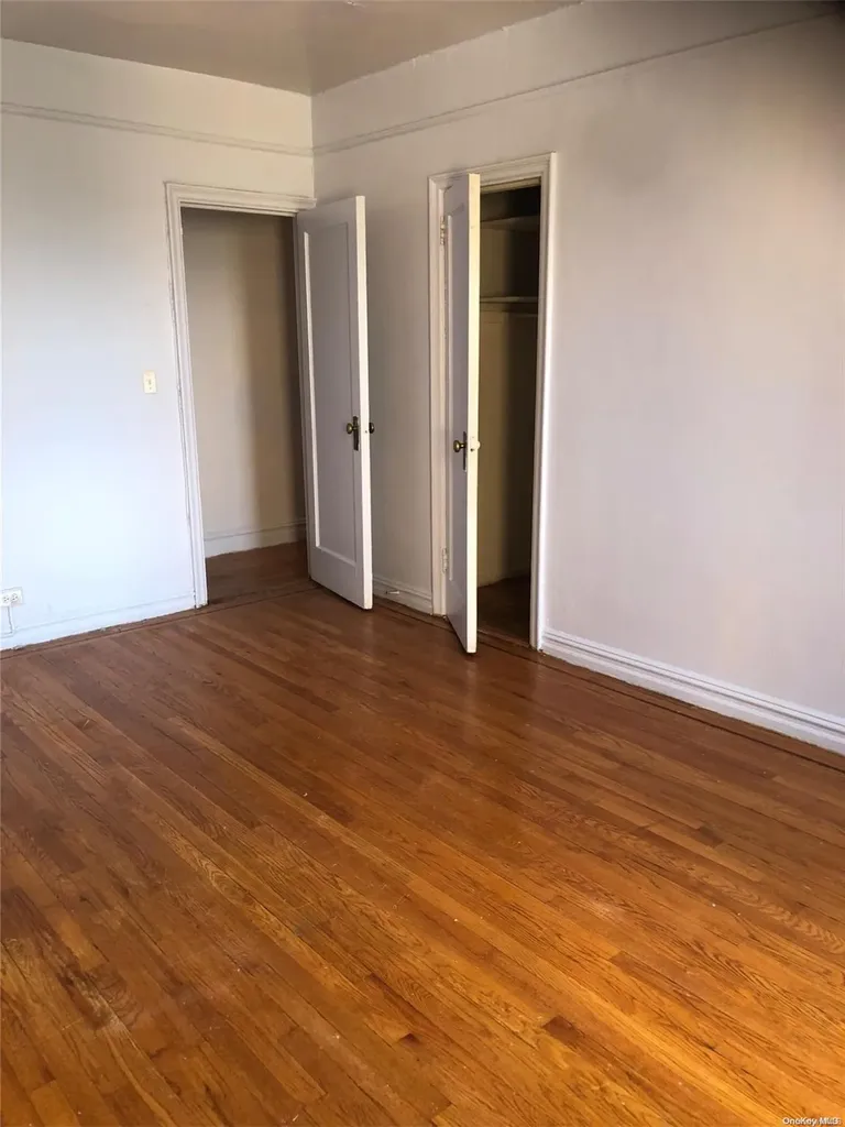 2166 E Bronx Park East Bronx NY 10462
