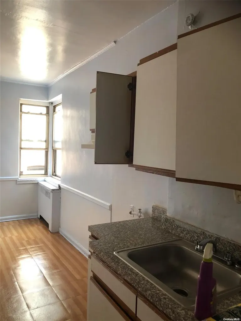 2166 E Bronx Park East Bronx NY 10462