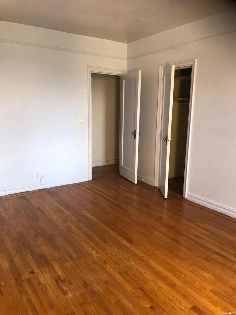 2166 E Bronx Park East Bronx NY 10462