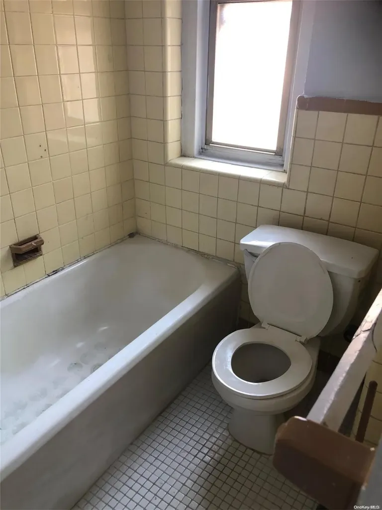 2166 E Bronx Park East Bronx NY 10462