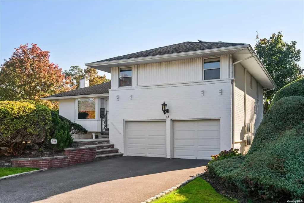 62 Hightop Lane Jericho NY 11753