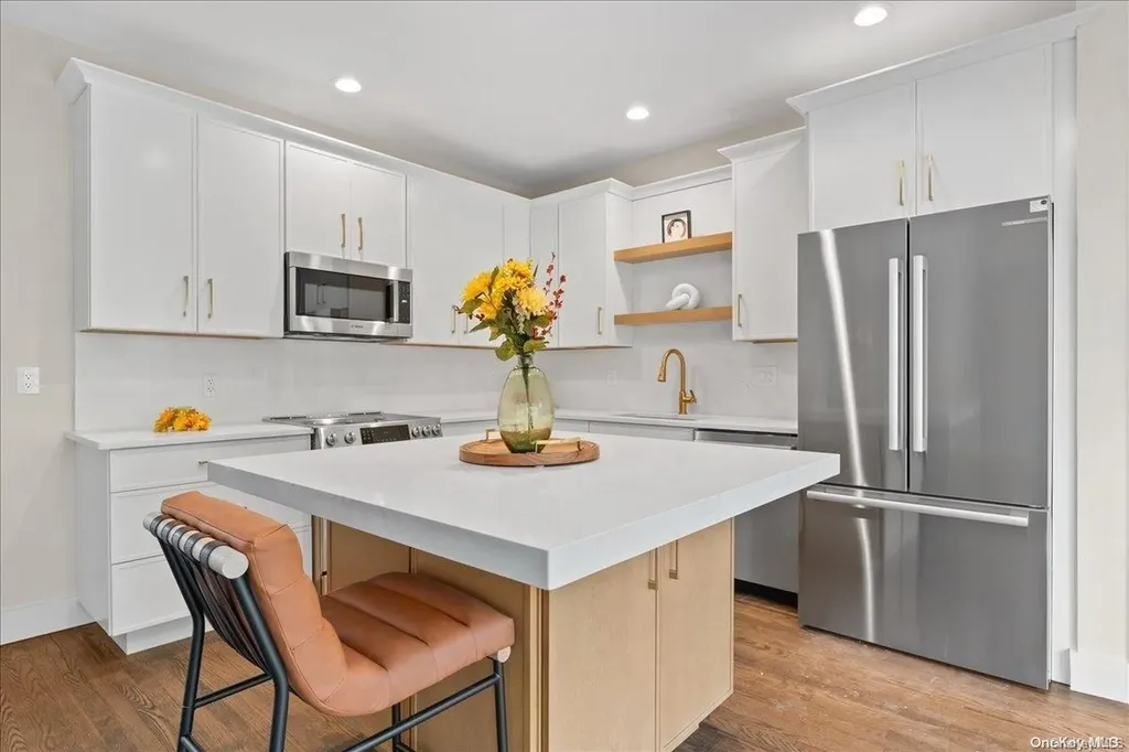 3 Paddington Circle Smithtown NY 11787
