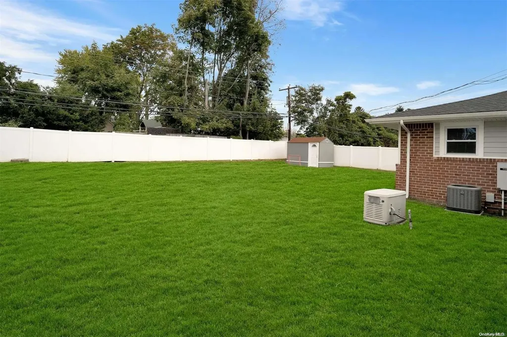 52 Terry Lane Commack NY 11725