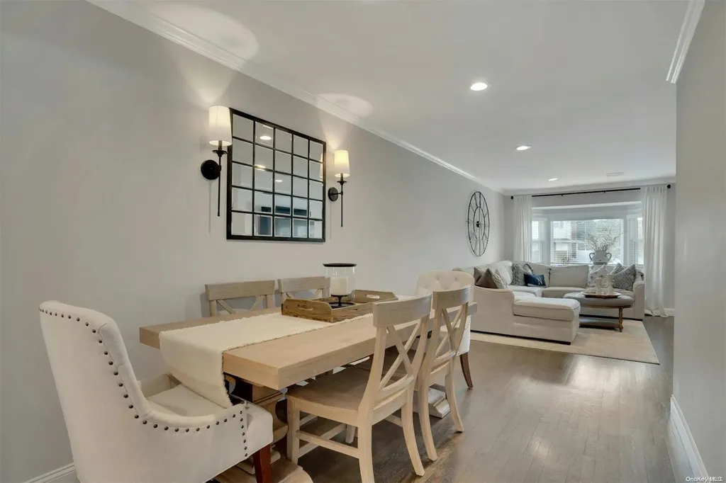 52 Terry Lane Commack NY 11725