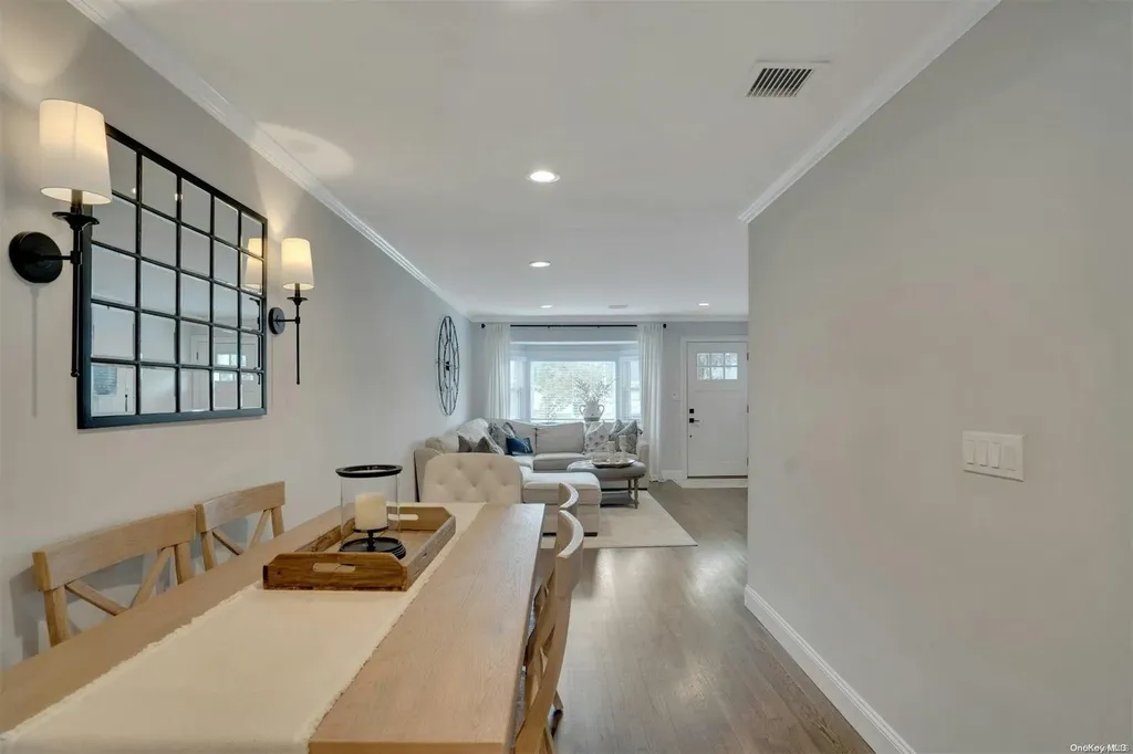 52 Terry Lane Commack NY 11725