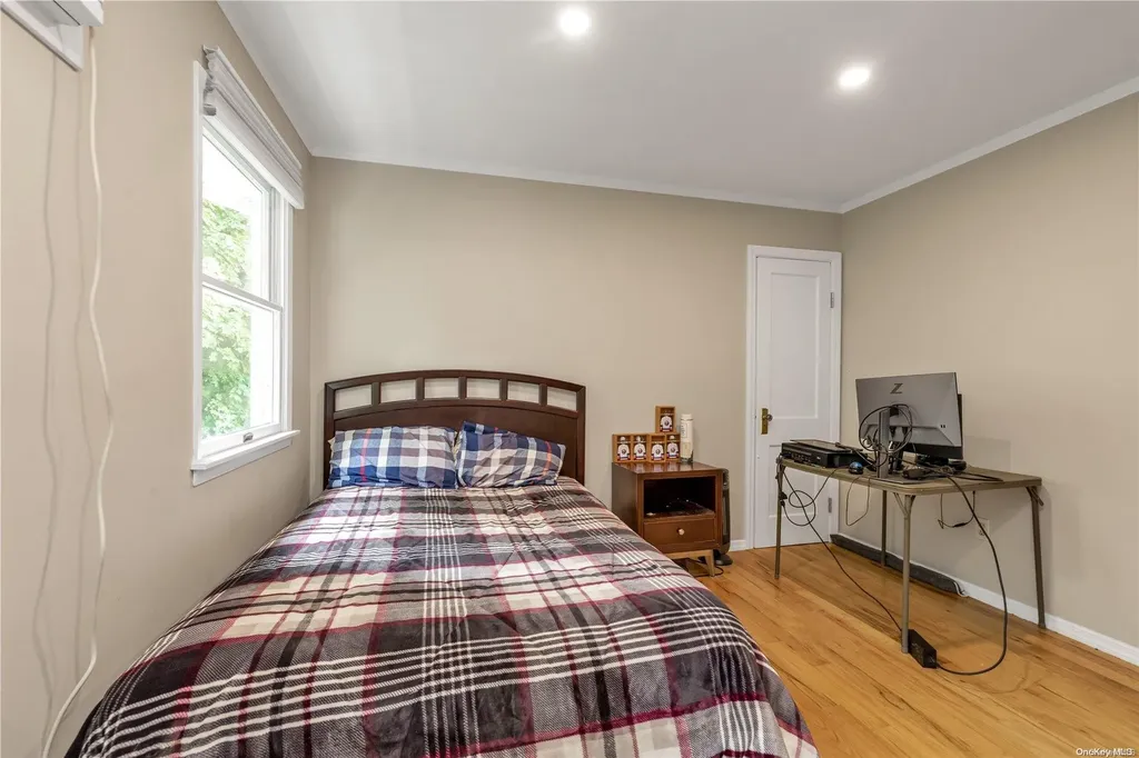 22 Overlook Drive Huntington NY 11743