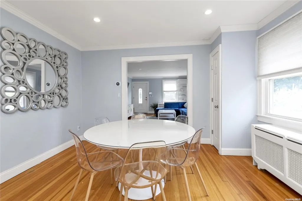 22 Overlook Drive Huntington NY 11743