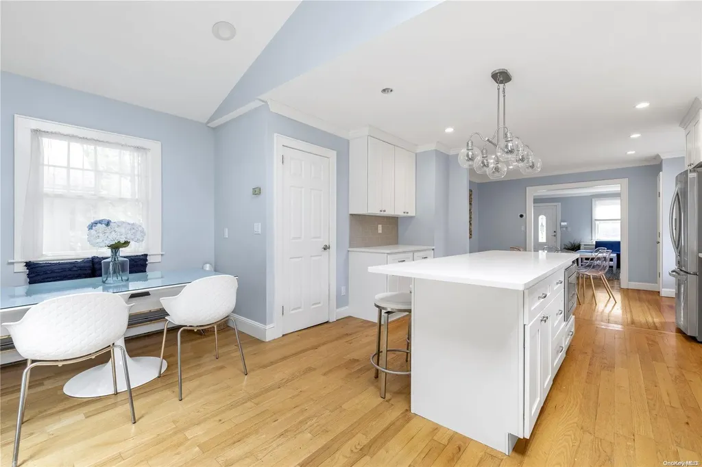 22 Overlook Drive Huntington NY 11743
