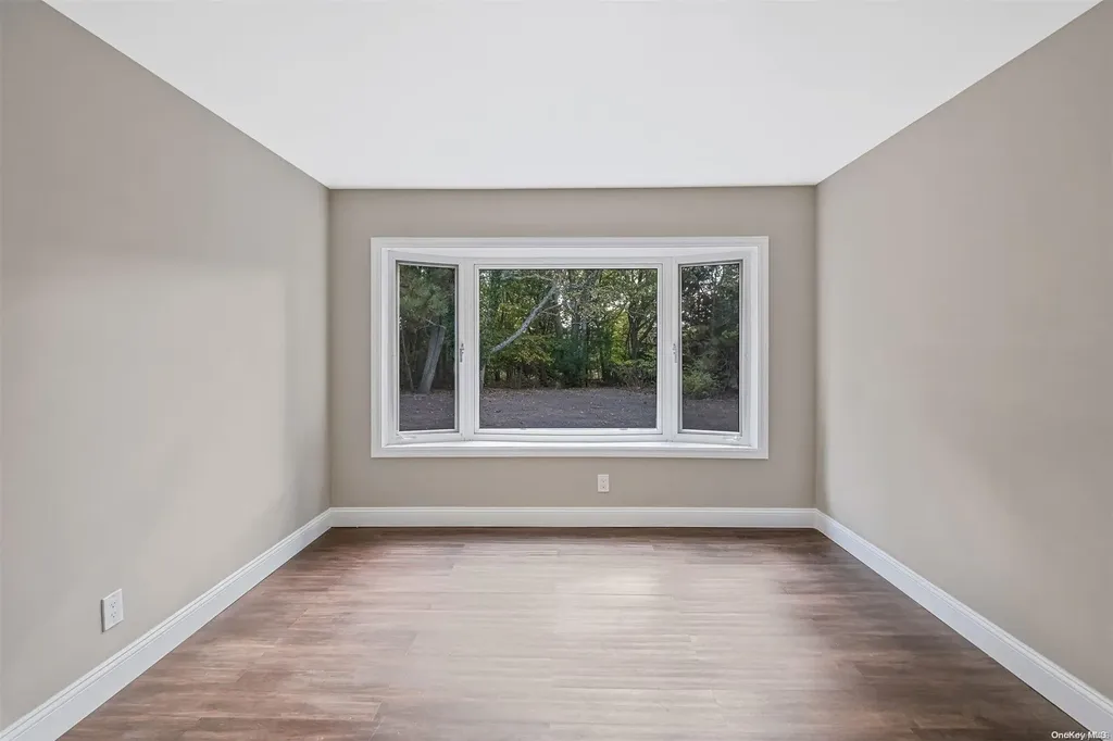 4 Norwalk Lane Smithtown NY 11787