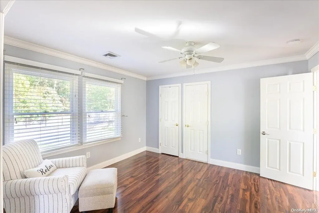 32 Bradley Drive Shoreham NY 11786